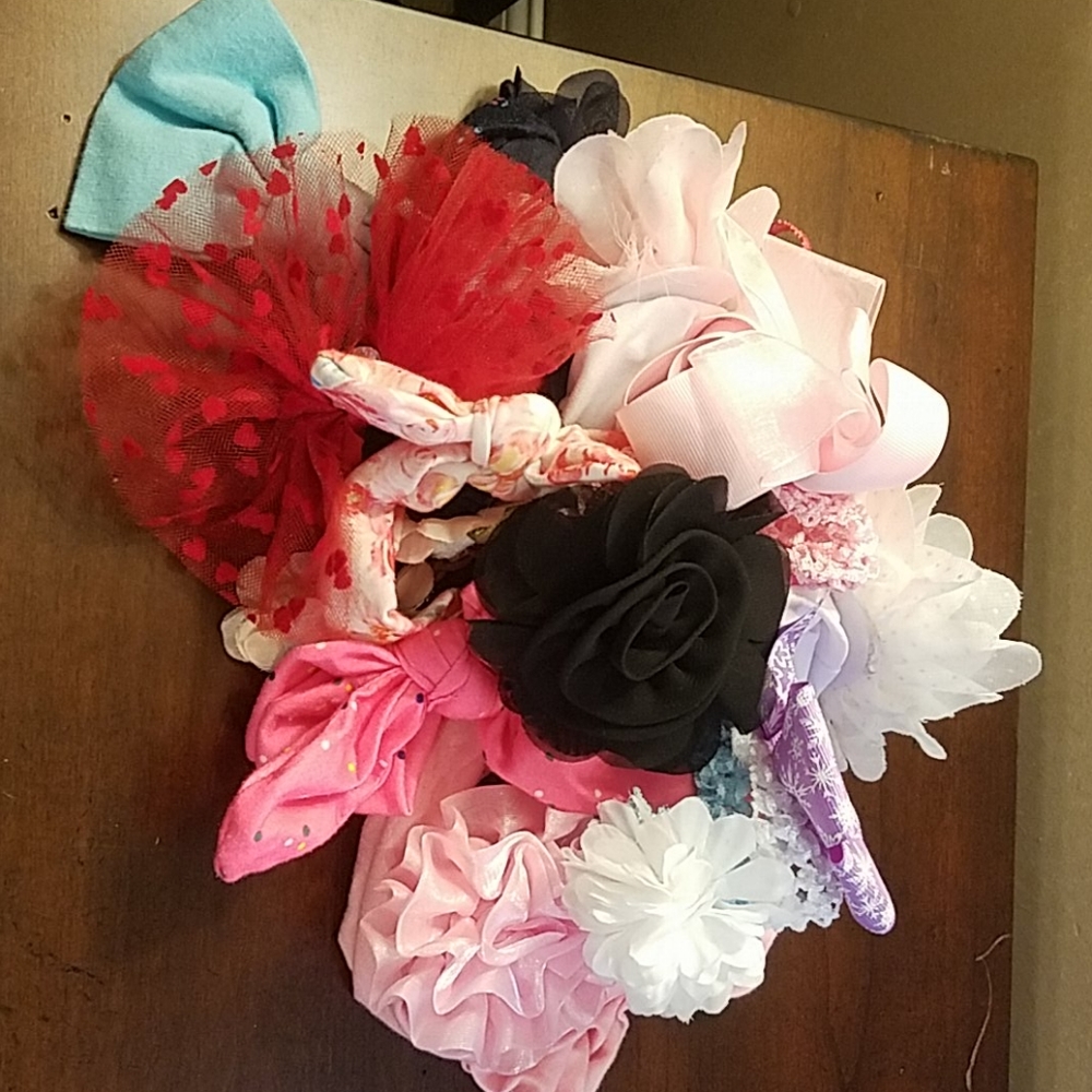 Lot of 17 Infant bows
